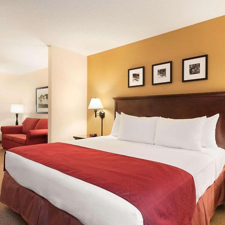 Country Inn & Suites By Radisson, Cedar Rapids Airport, Ia Экстерьер фото