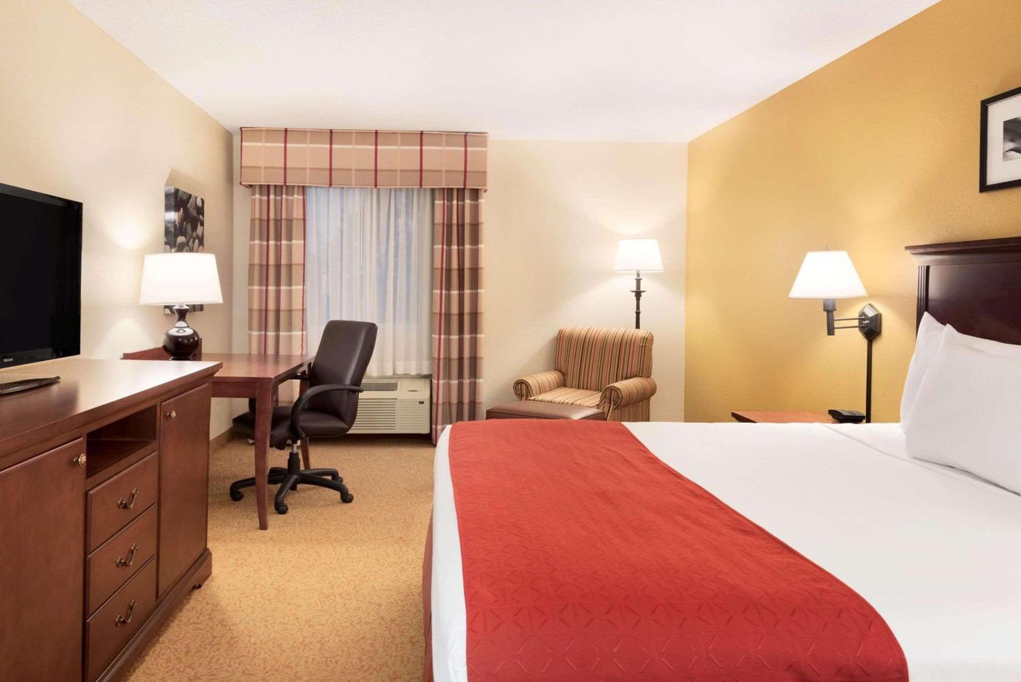 Country Inn & Suites By Radisson, Cedar Rapids Airport, Ia Экстерьер фото